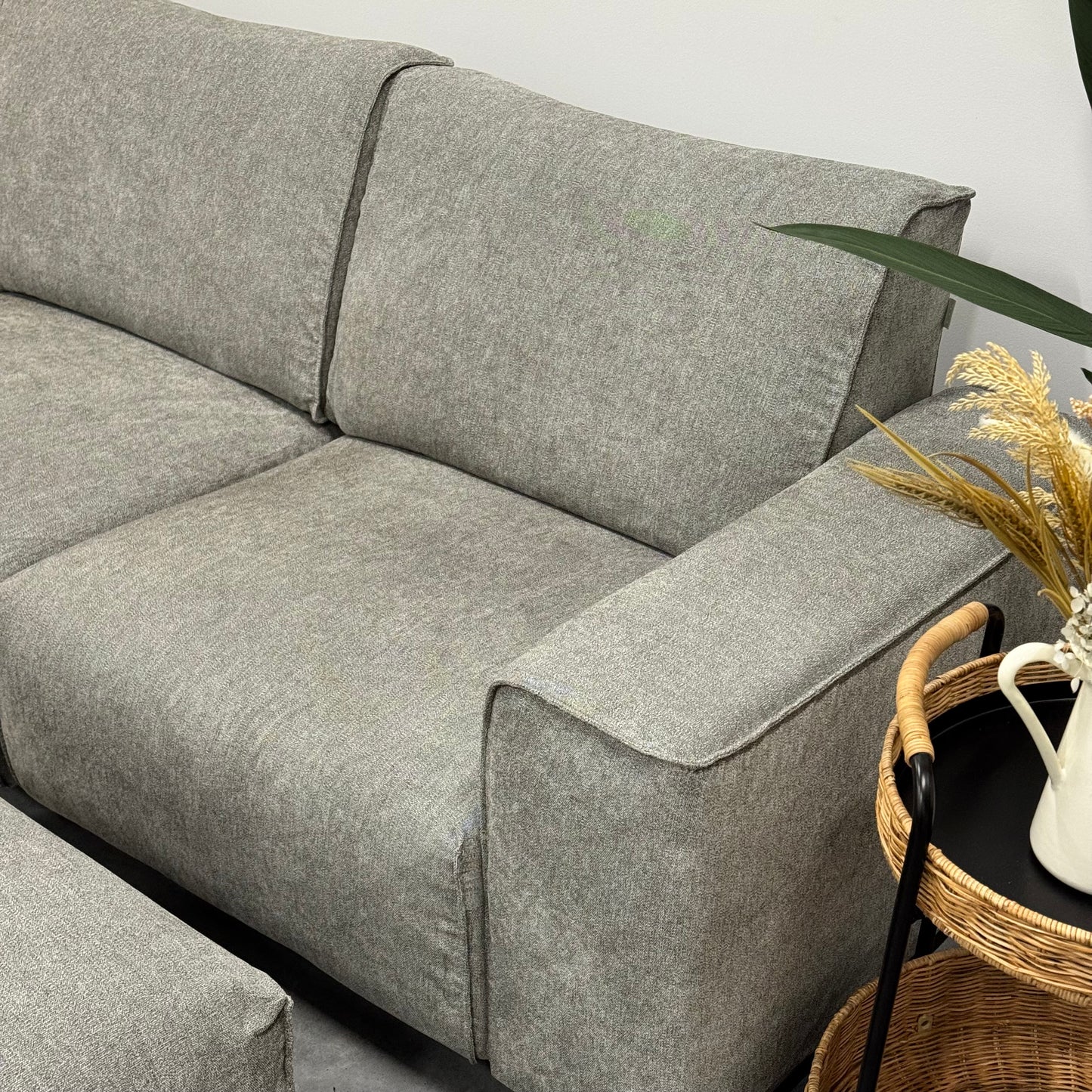 Koala Modern 4.5 Seater Sofa + Ottoman