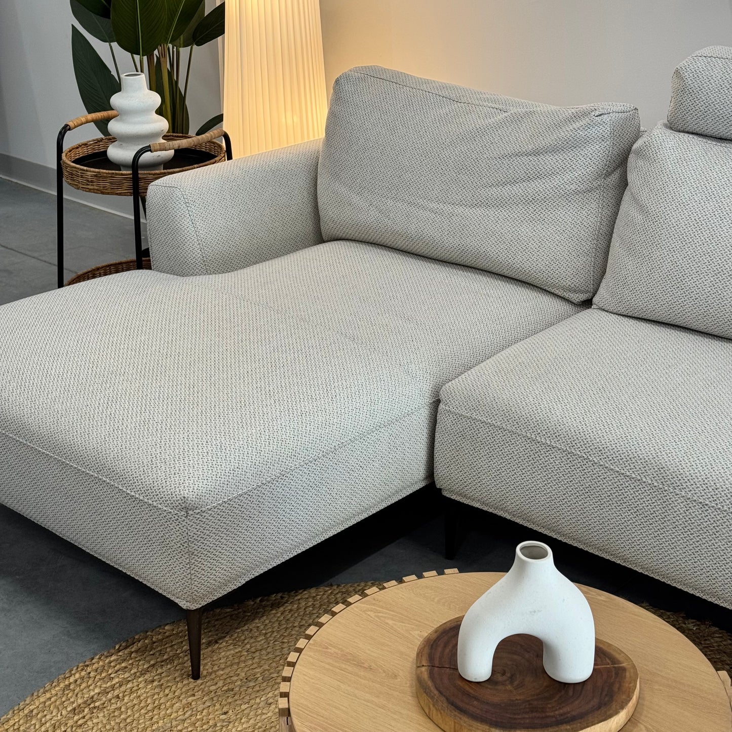 Brosa Como Motion Modular Sofa with Chaise (Near New)