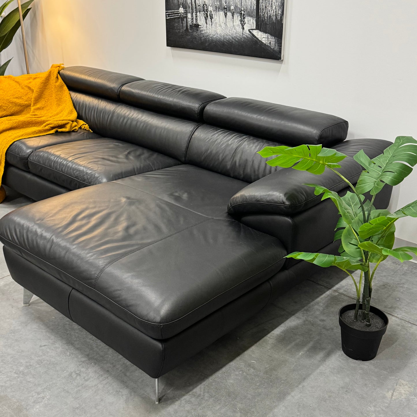 Harvey Norman 2.5 Seater Leather Sofa with Chaise