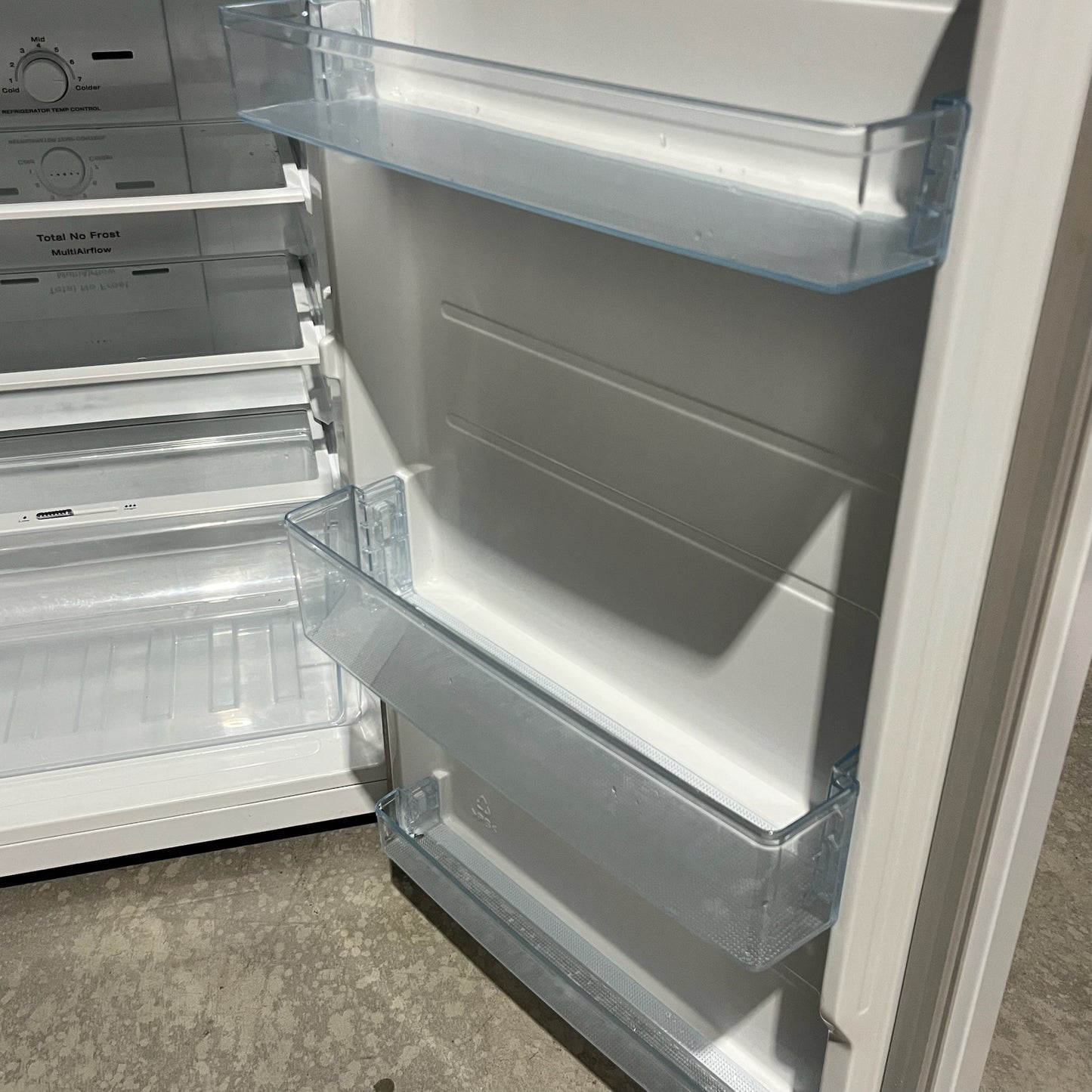 Hisense 230L Fridge