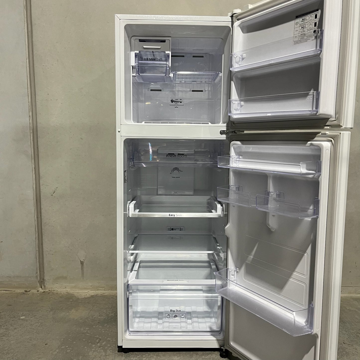 Samsung 341L Fridge