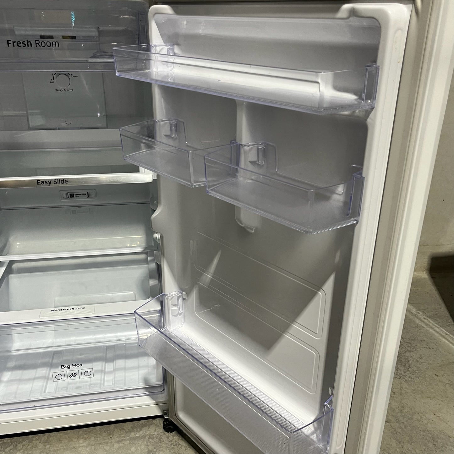 Samsung 341L Fridge