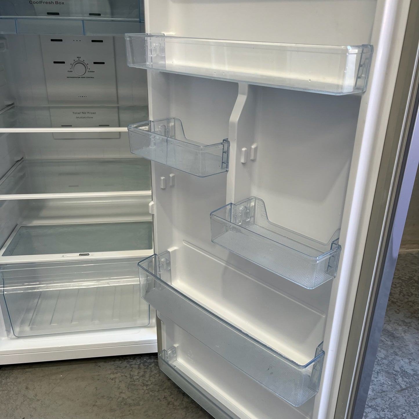 Hisense 350L Fridge