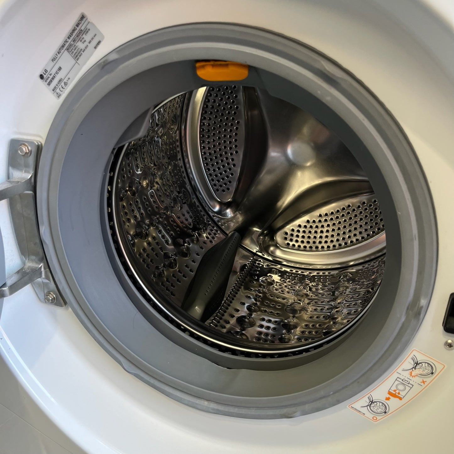 LG 8kg Washing machine