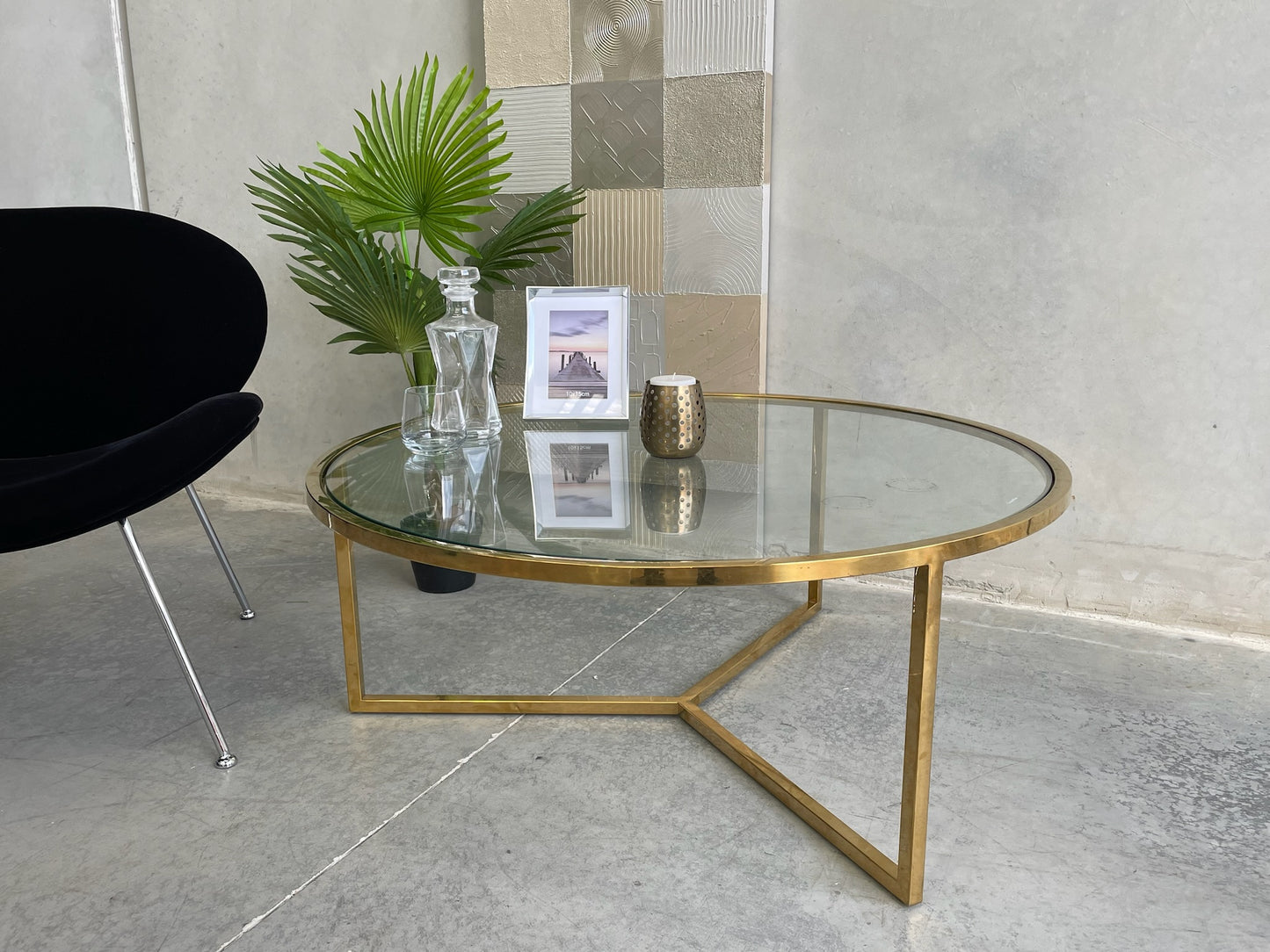 Round Gold Legs Coffee Table
