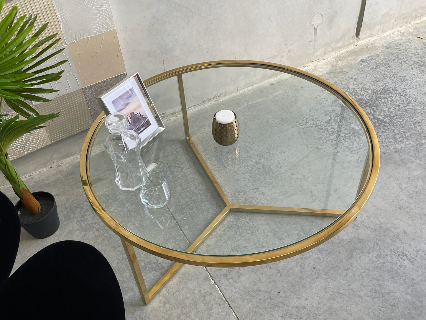 Round Gold Legs Coffee Table