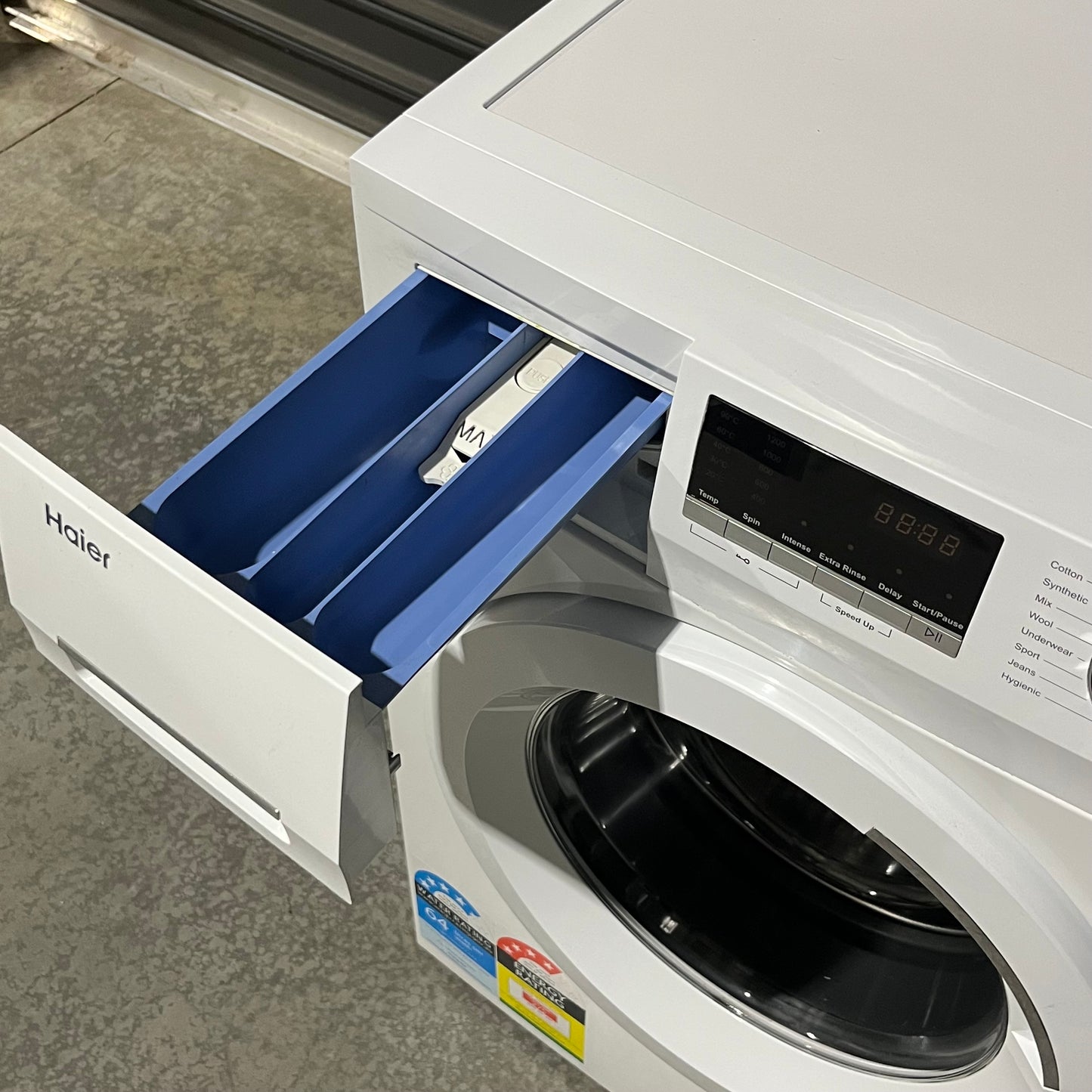 Haier 7.5Kg Washing Machine [HWF75AW2]