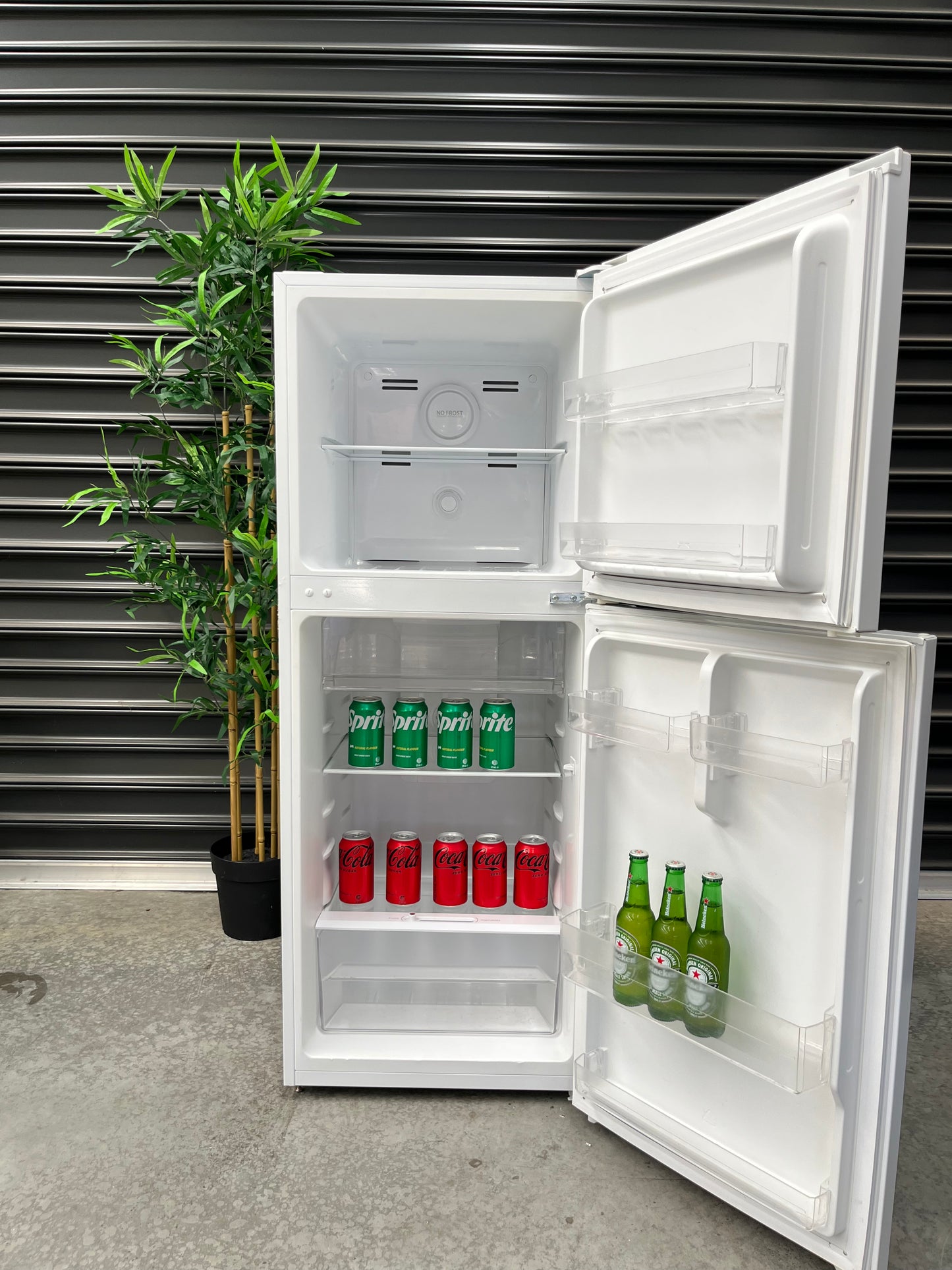 Haier 221L Fridge [HRF220TW]