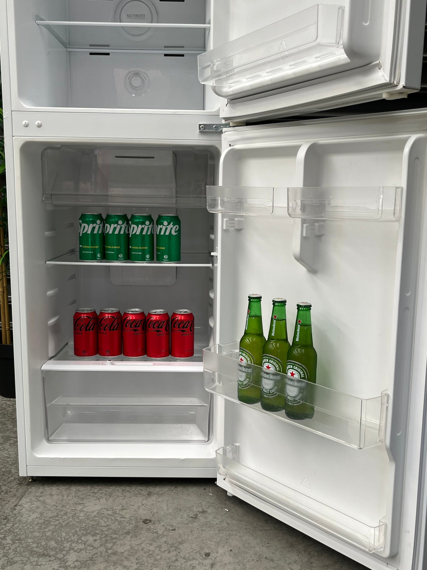 Haier 221L Fridge [HRF220TW]