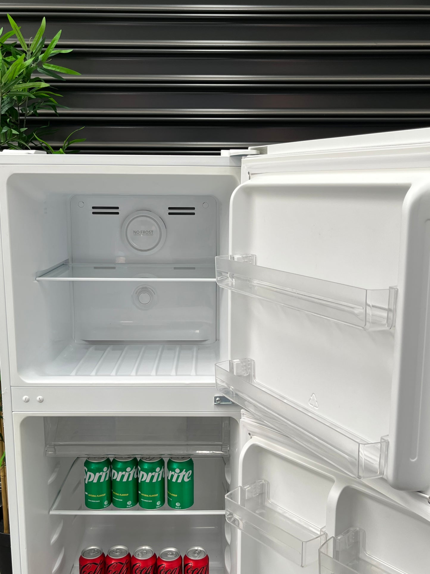 Haier 221L Fridge [HRF220TW]