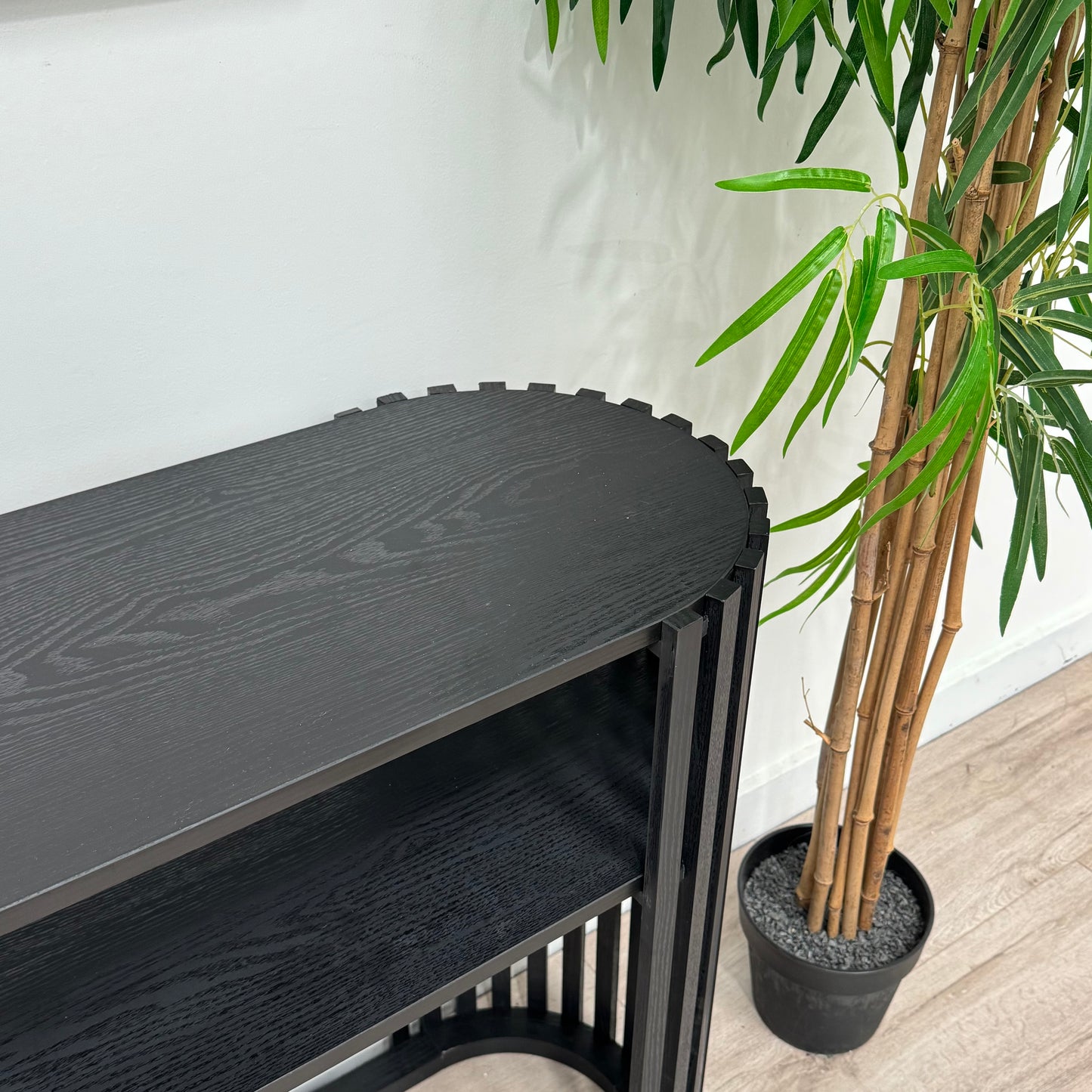 FocusOn Balck Solid Wood Hall Table