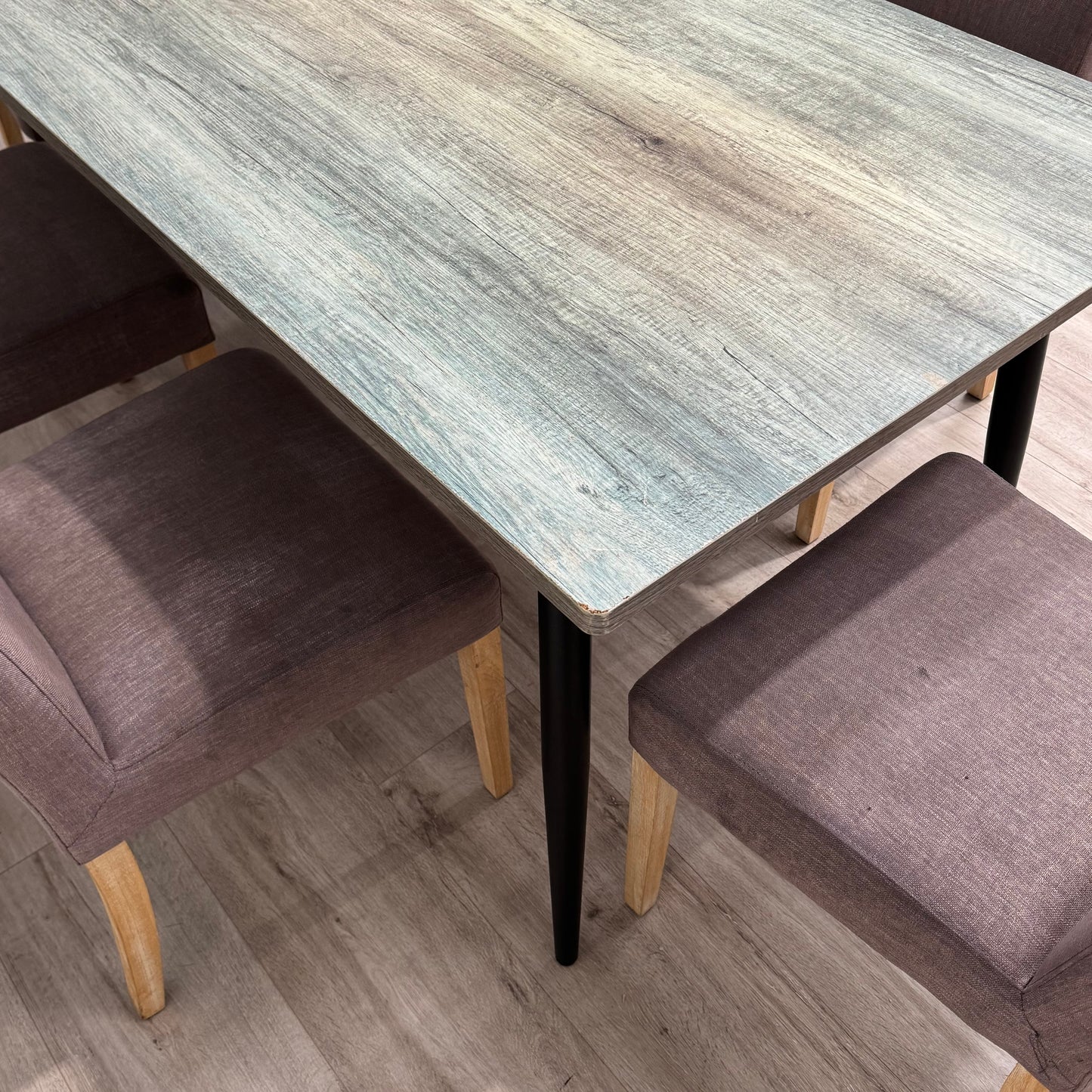 Dining Table with 6 Freedom Chairs