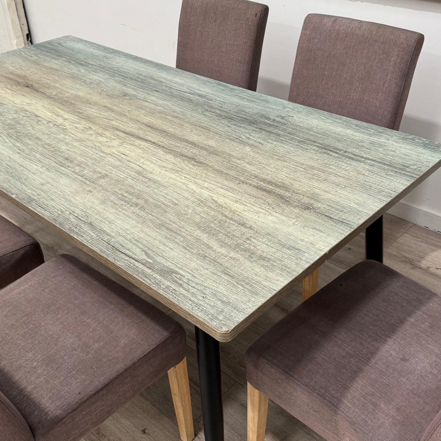 Dining Table with 6 Freedom Chairs