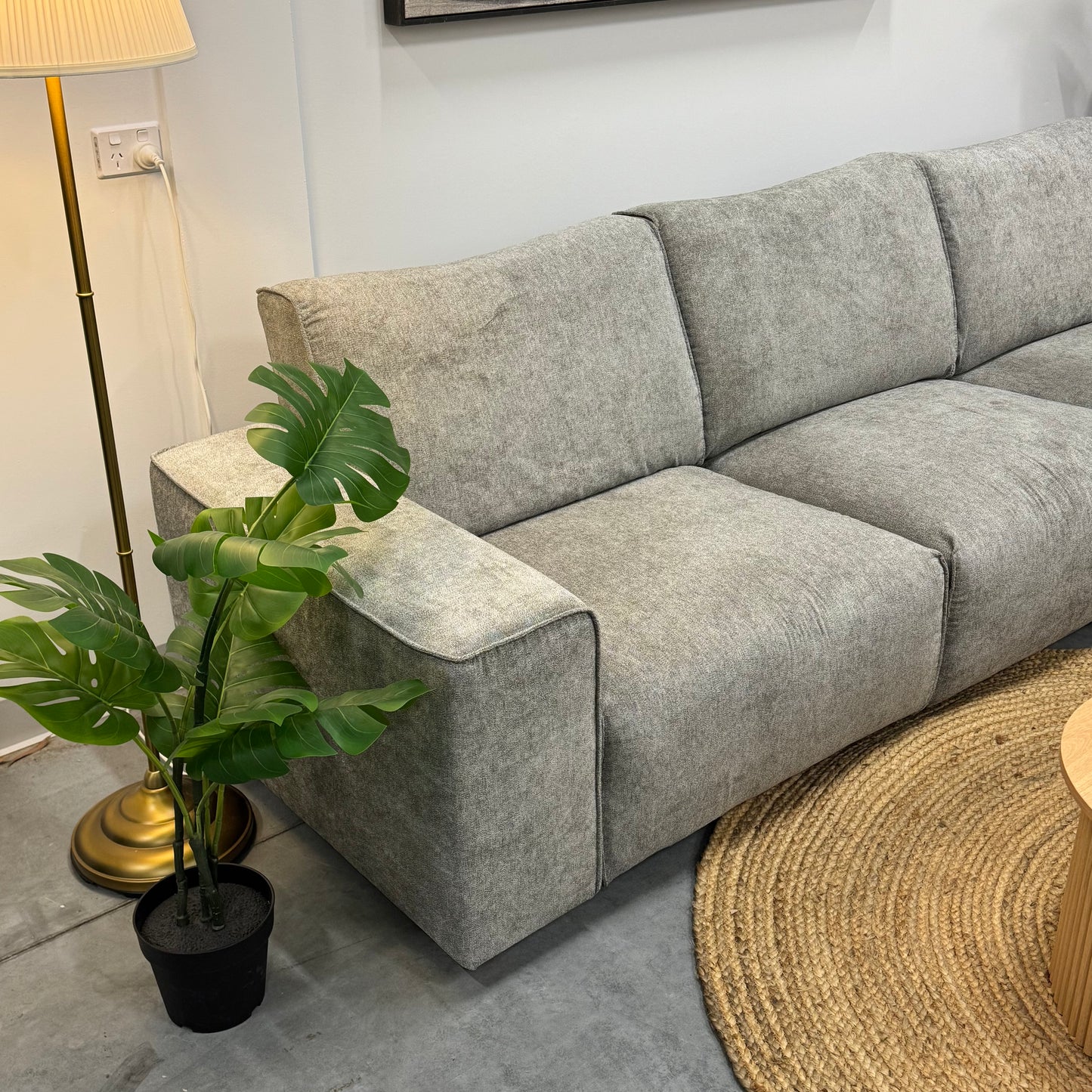 Koala Modern 4.5 Seater Sofa + Ottoman