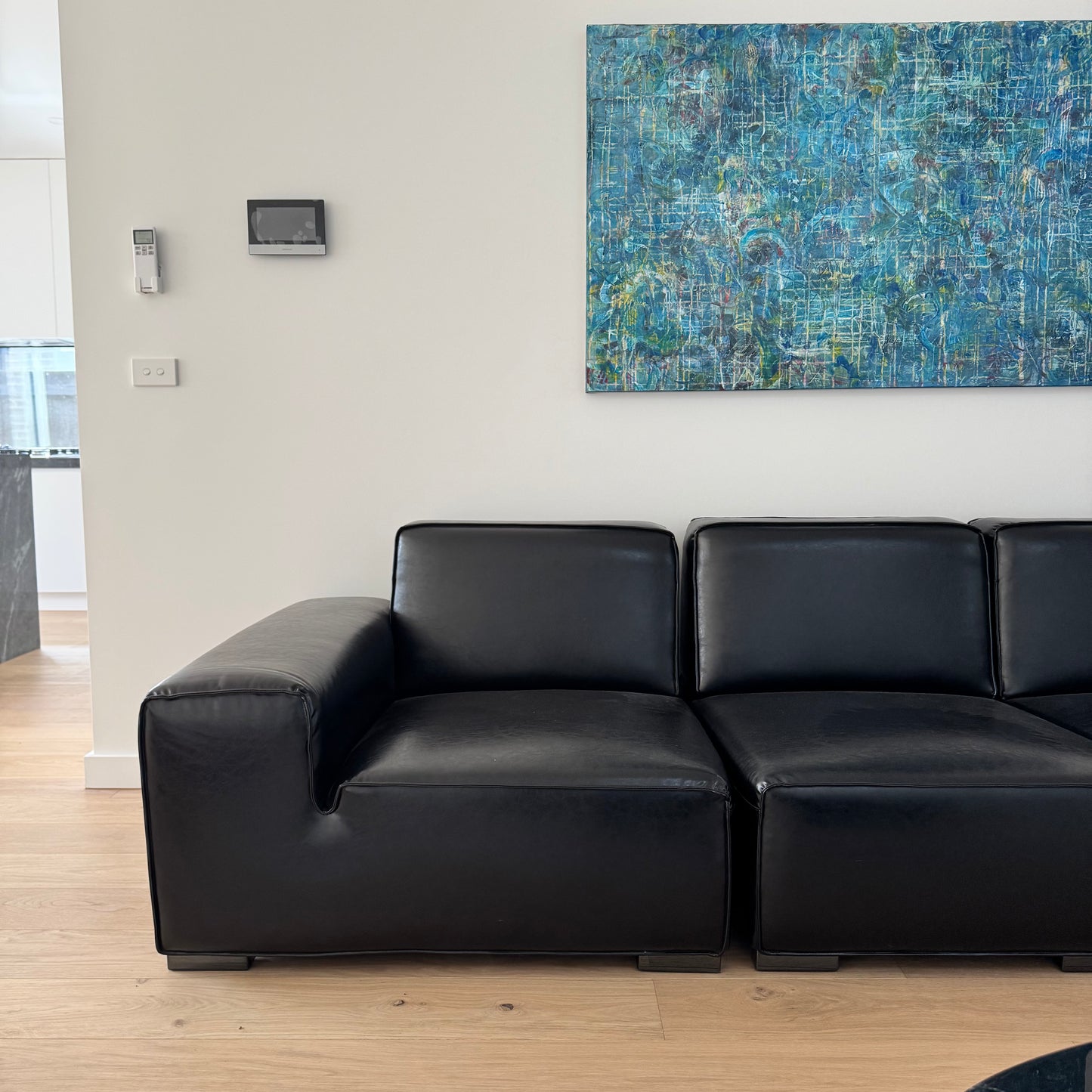 Black Bull Leather 3.5 Seater Sofa