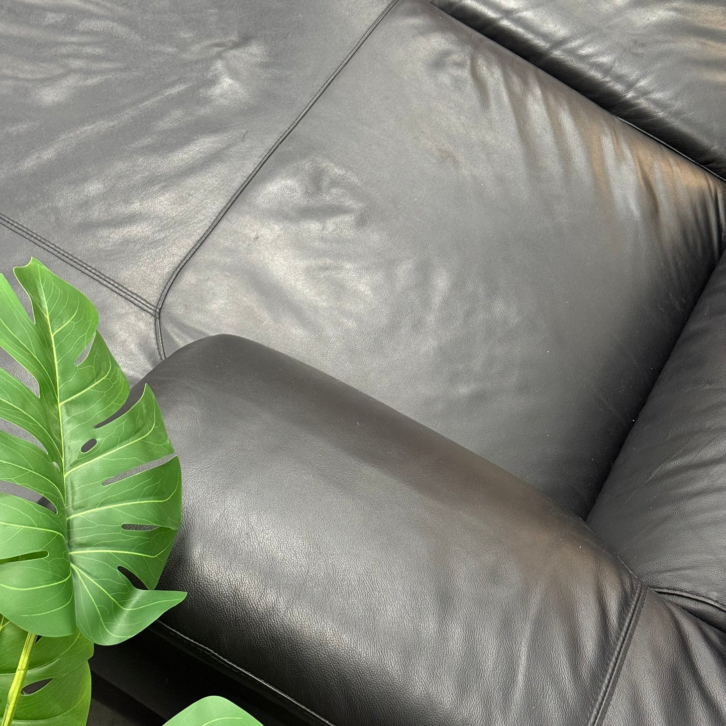 Harvey Norman 2.5 Seater Leather Sofa with Chaise